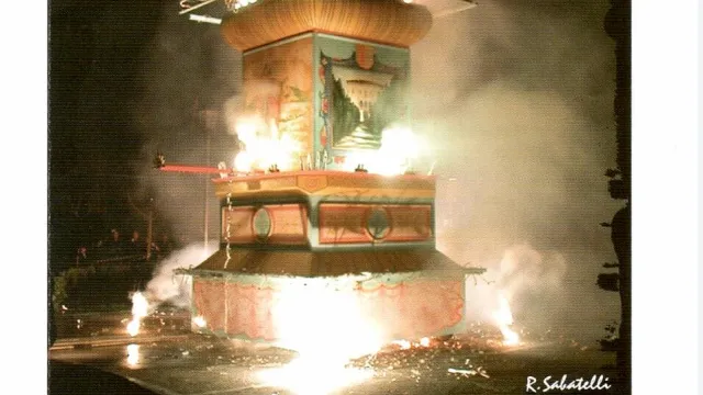 Descrizione immagine non disponibile