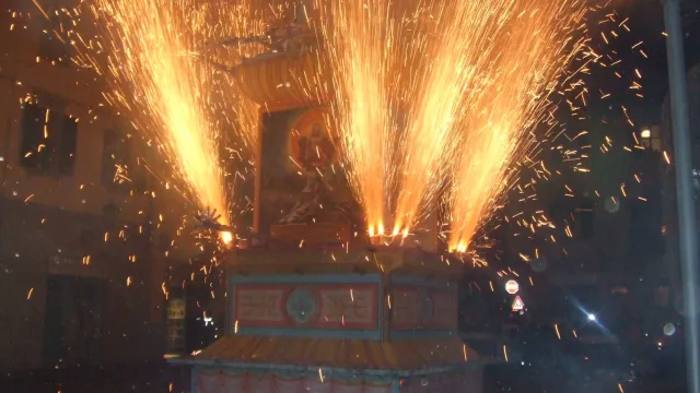 Descrizione immagine non disponibile