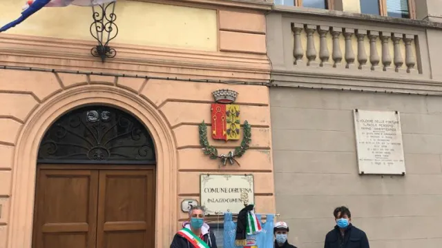 Descrizione immagine non disponibile