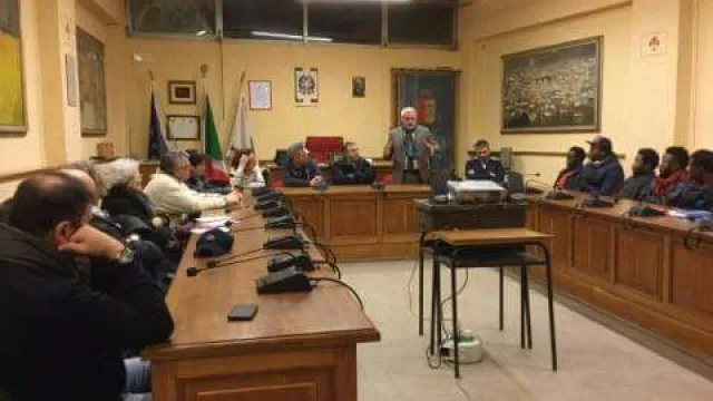 Descrizione immagine non disponibile