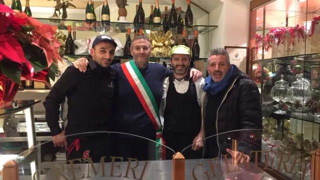 Descrizione immagine non disponibile