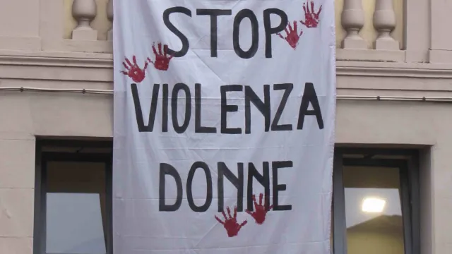 Descrizione immagine non disponibile