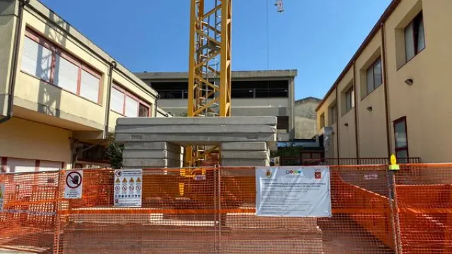 Descrizione immagine non disponibile