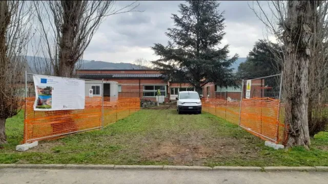 Descrizione immagine non disponibile